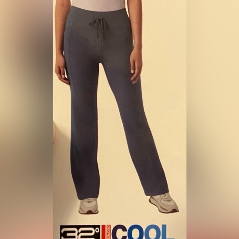 32 Degrees COOL Active Flare Pants Blue Size M NWT 31” Inseam